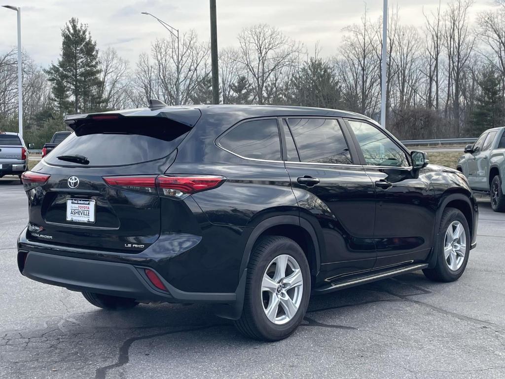 used 2023 Toyota Highlander car, priced at $31,775