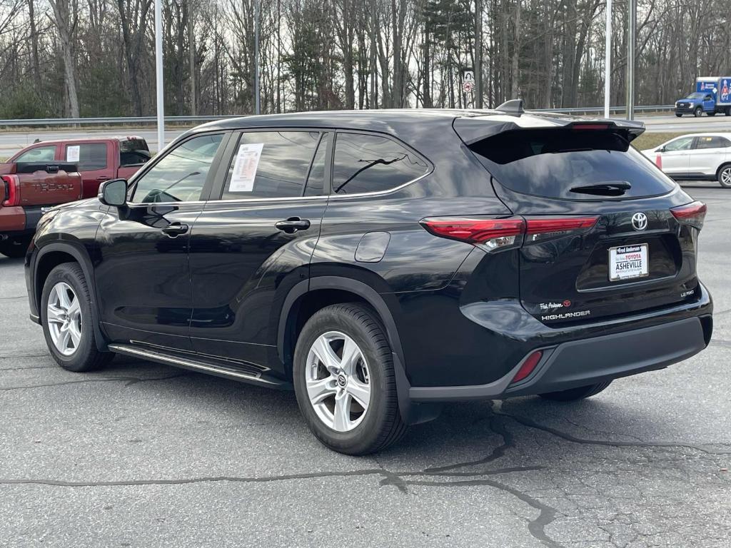 used 2023 Toyota Highlander car, priced at $31,775