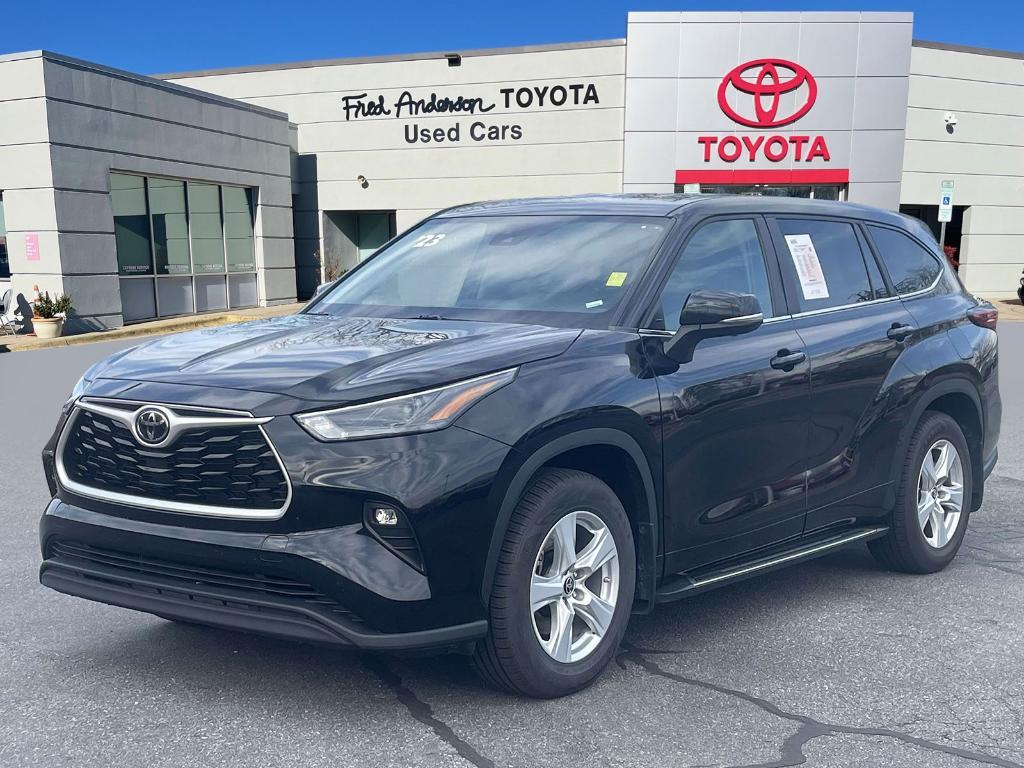 used 2023 Toyota Highlander car, priced at $31,115