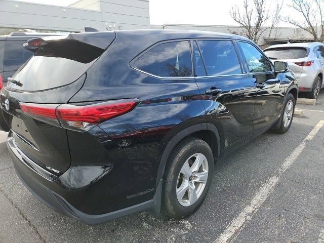 used 2022 Toyota Highlander car, priced at $29,919