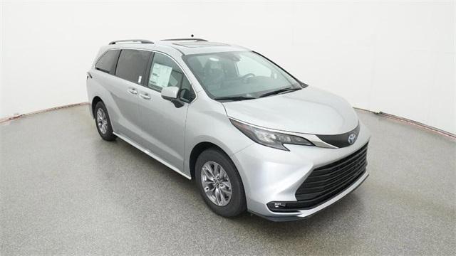 new 2025 Toyota Sienna car, priced at $50,125