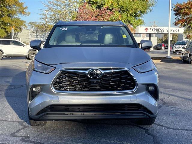 used 2021 Toyota Highlander car, priced at $32,194