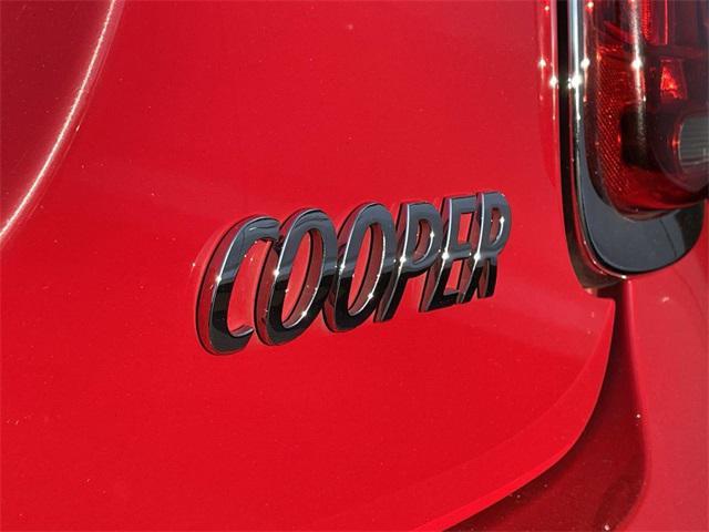 used 2022 MINI Hardtop car, priced at $19,622