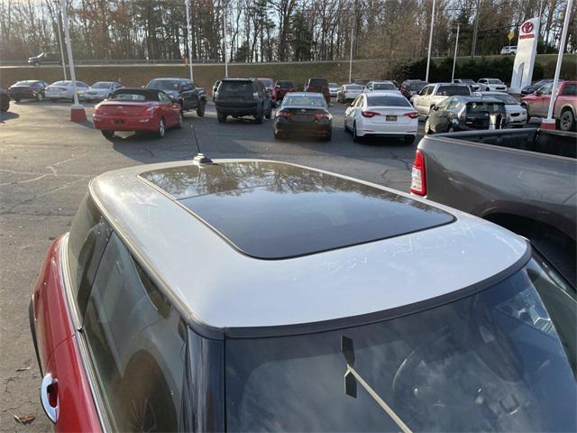 used 2022 MINI Hardtop car, priced at $19,622