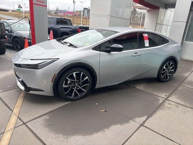 new 2024 Toyota Prius Prime car