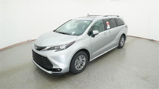 new 2025 Toyota Sienna car, priced at $50,125