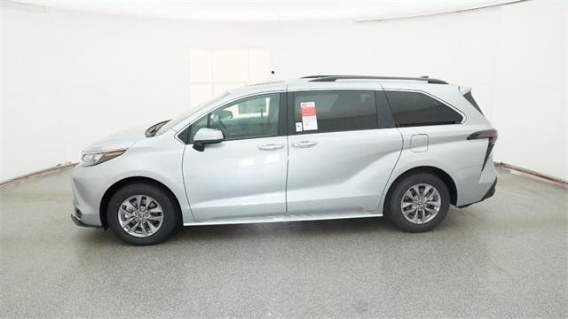 new 2025 Toyota Sienna car, priced at $50,125