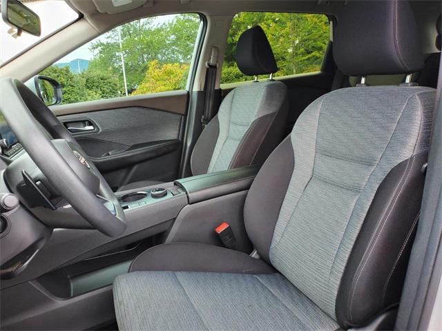used 2023 Nissan Rogue car, priced at $25,156