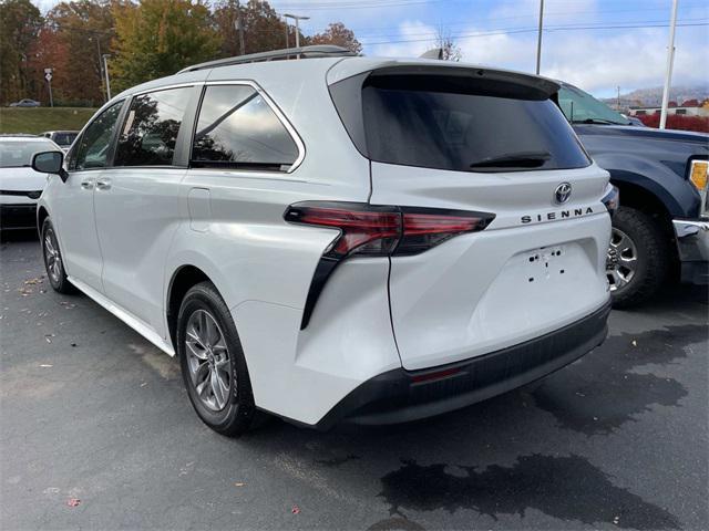 used 2022 Toyota Sienna car, priced at $38,749
