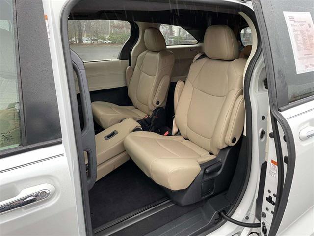 used 2022 Toyota Sienna car, priced at $37,509
