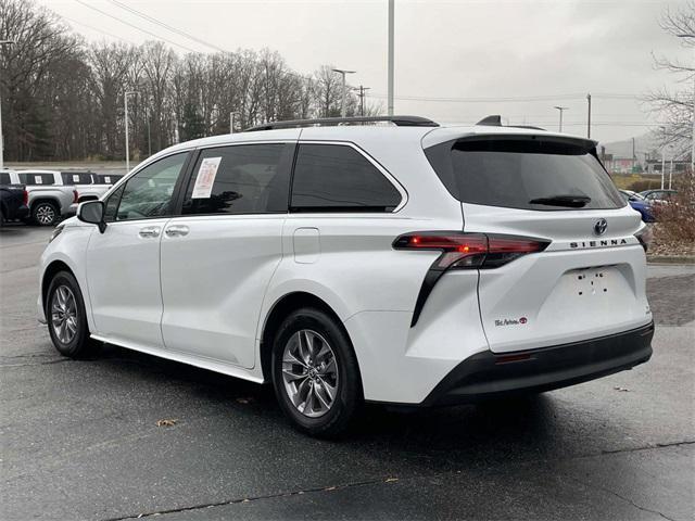 used 2022 Toyota Sienna car, priced at $37,509
