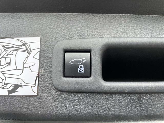 used 2022 Toyota Sienna car, priced at $37,509