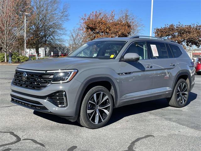 used 2025 Volkswagen Atlas car, priced at $42,019