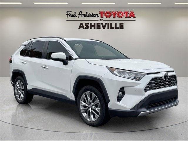 used 2020 Toyota RAV4 car, priced at $26,557