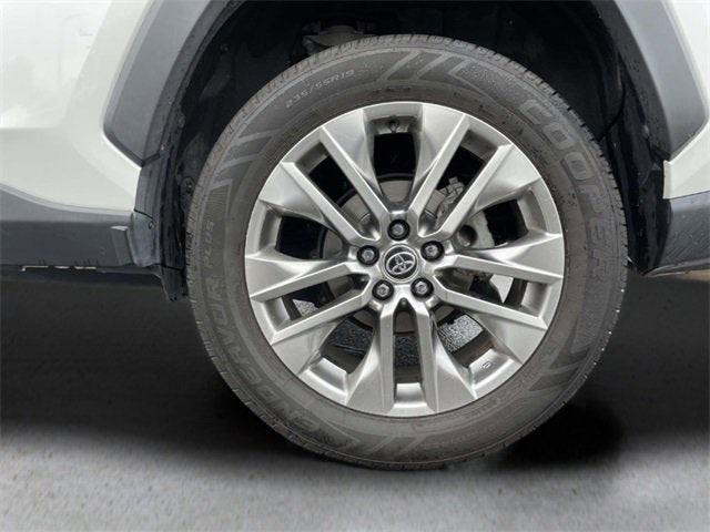 used 2020 Toyota RAV4 car, priced at $26,557