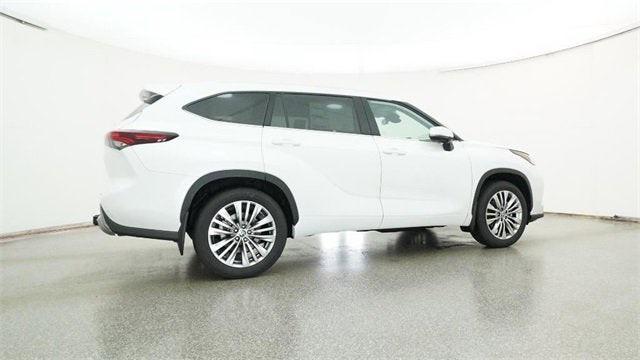 new 2026 Toyota Highlander car, priced at $57,724