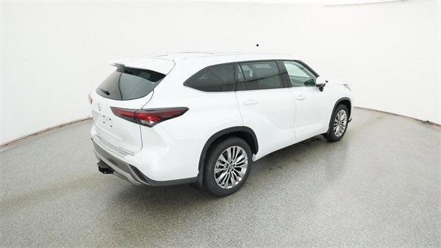 new 2026 Toyota Highlander car, priced at $57,724