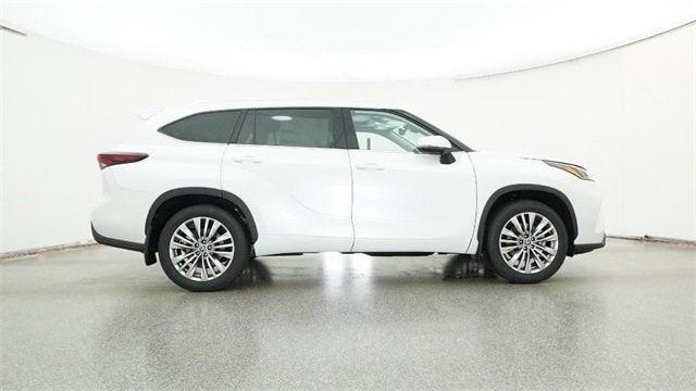new 2026 Toyota Highlander car, priced at $57,724