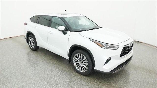new 2026 Toyota Highlander car, priced at $57,724