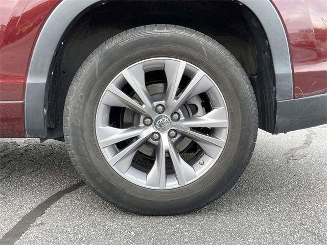 used 2014 Toyota Highlander car, priced at $13,831