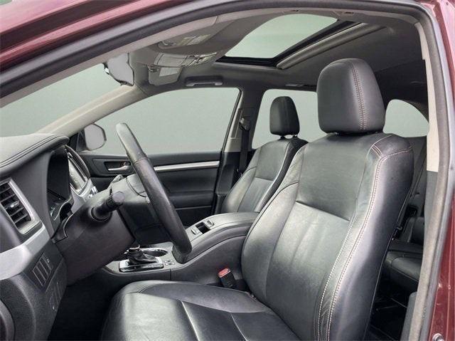 used 2014 Toyota Highlander car, priced at $13,831