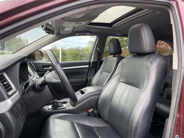 used 2014 Toyota Highlander car, priced at $12,853