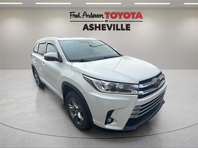 used 2019 Toyota Highlander car, priced at $32,620