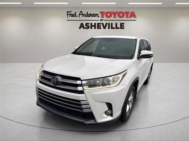 used 2017 Toyota Highlander car, priced at $26,221