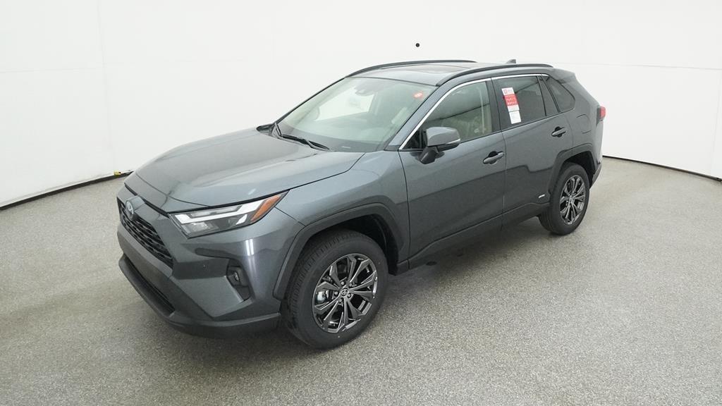 new 2024 Toyota RAV4 Hybrid car