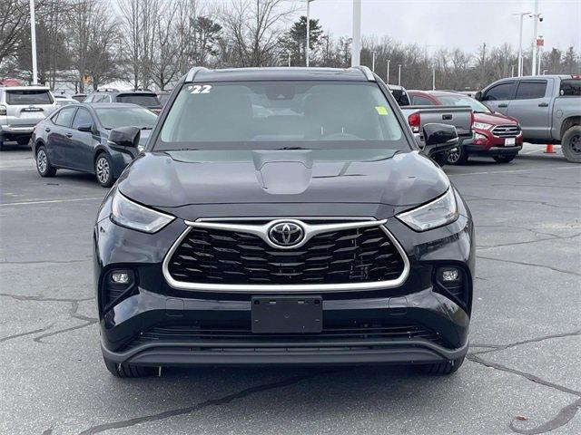 used 2022 Toyota Highlander car, priced at $36,608