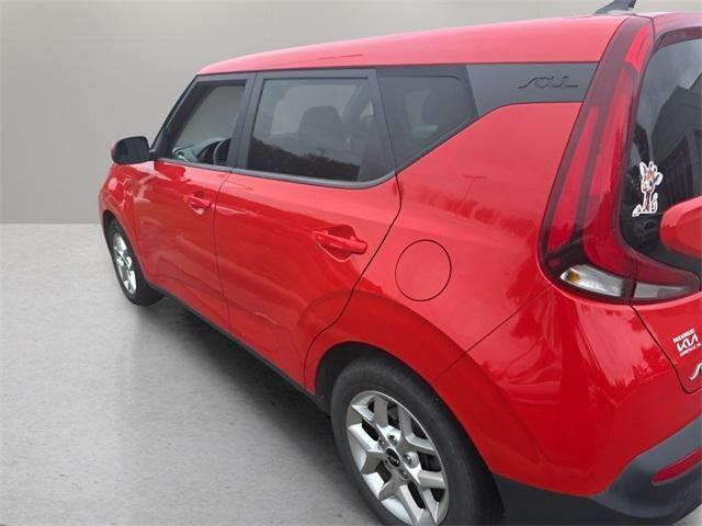 used 2022 Kia Soul car, priced at $15,558