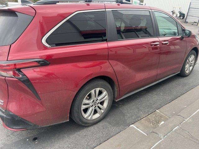 used 2022 Toyota Sienna car, priced at $45,067