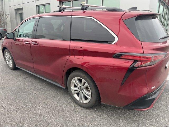 used 2022 Toyota Sienna car, priced at $45,067