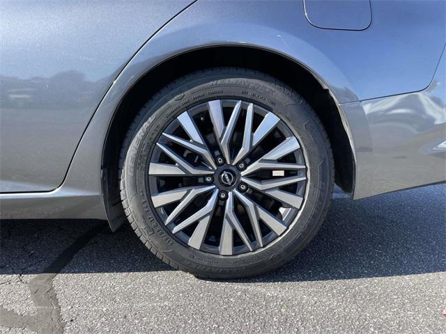 used 2023 Nissan Altima car, priced at $18,204
