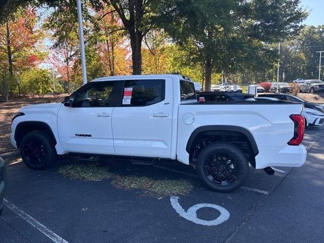 new 2024 Toyota Tundra car