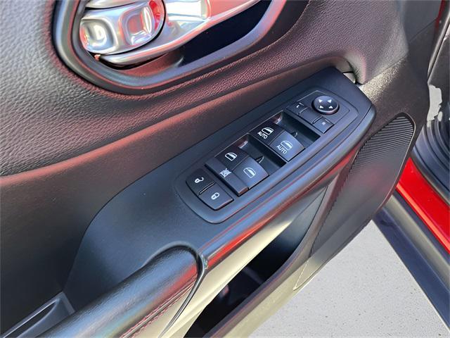 used 2019 Jeep Cherokee car, priced at $17,296