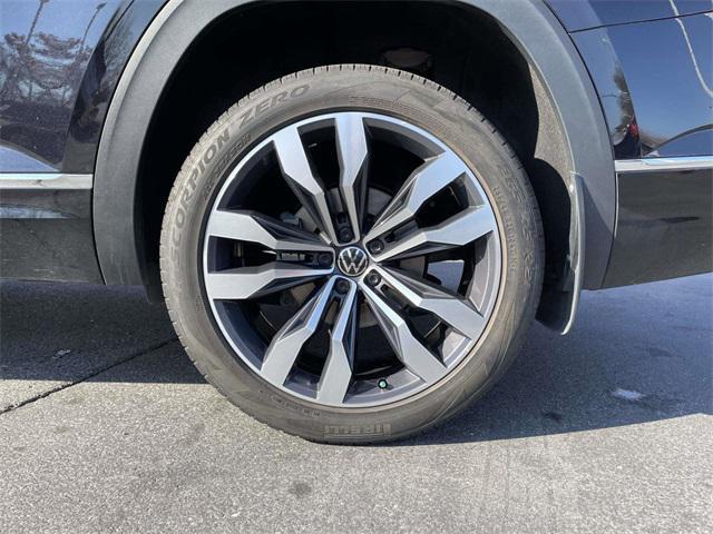 used 2021 Volkswagen Atlas car, priced at $30,354