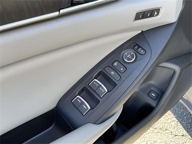 used 2019 Honda Accord Hybrid car, priced at $22,924