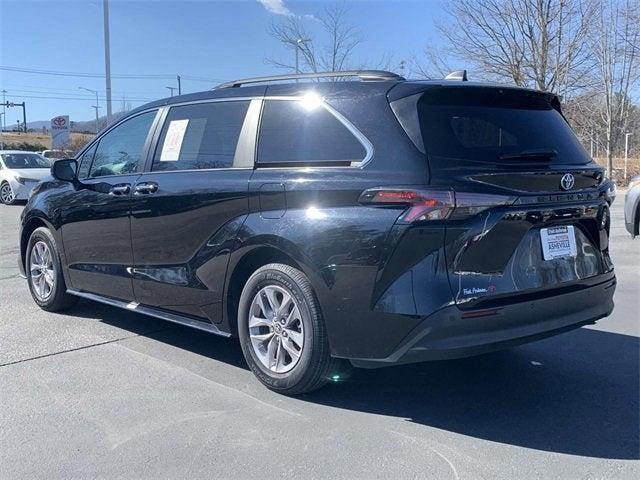 used 2023 Toyota Sienna car, priced at $39,405