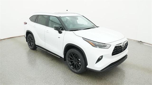 new 2026 Toyota Highlander car, priced at $52,669