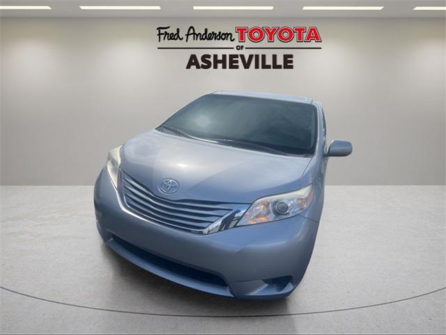 used 2017 Toyota Sienna car, priced at $20,564