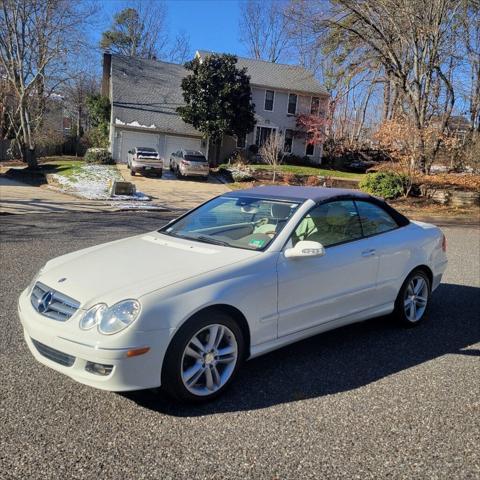 used 2008 Mercedes-Benz CLK-Class car, priced at $13,889