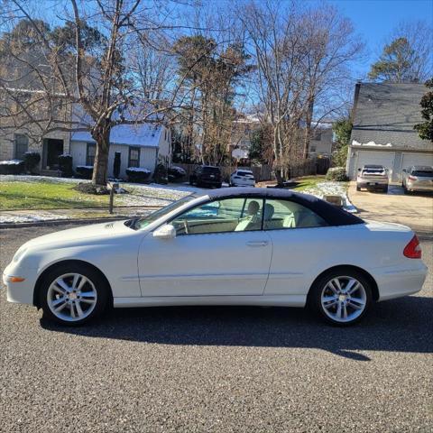 used 2008 Mercedes-Benz CLK-Class car, priced at $13,987