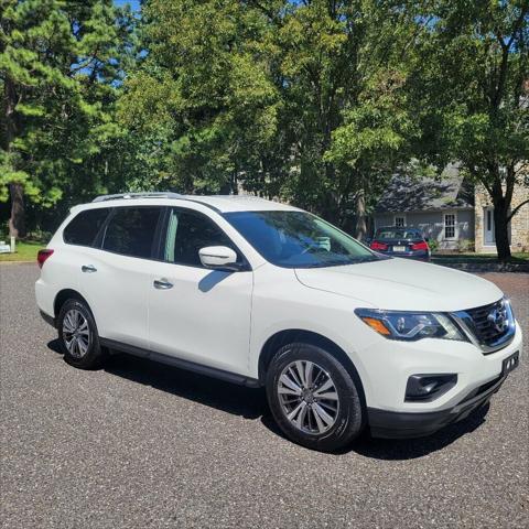 used 2020 Nissan Pathfinder car, priced at $16,998