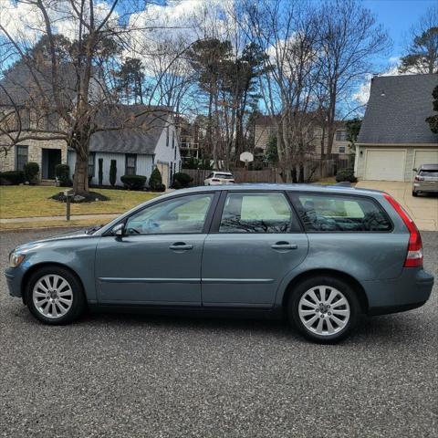 used 2005 Volvo V50 car, priced at $5,500