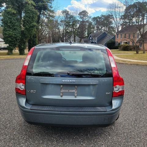 used 2005 Volvo V50 car, priced at $5,500