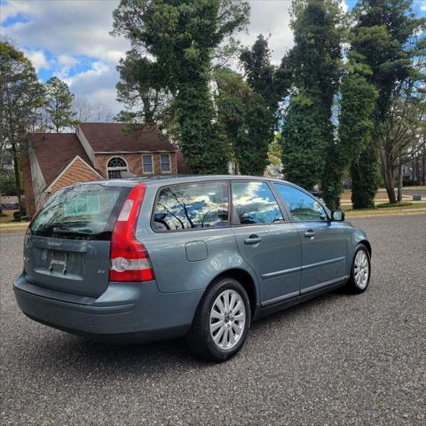 used 2005 Volvo V50 car, priced at $5,500