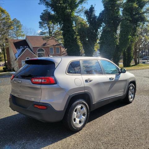 used 2017 Jeep Cherokee car, priced at $15,897