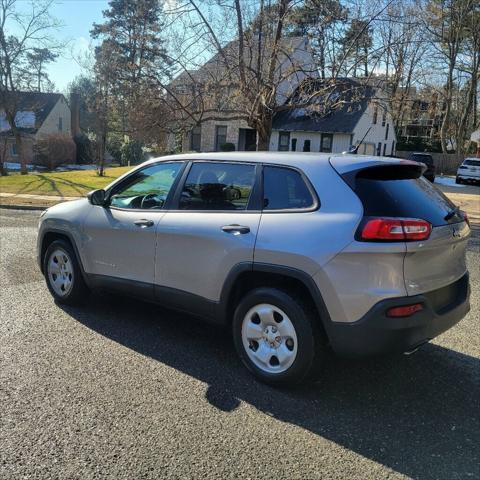 used 2017 Jeep Cherokee car, priced at $15,897