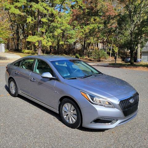 used 2016 Hyundai Sonata Hybrid car, priced at $13,995